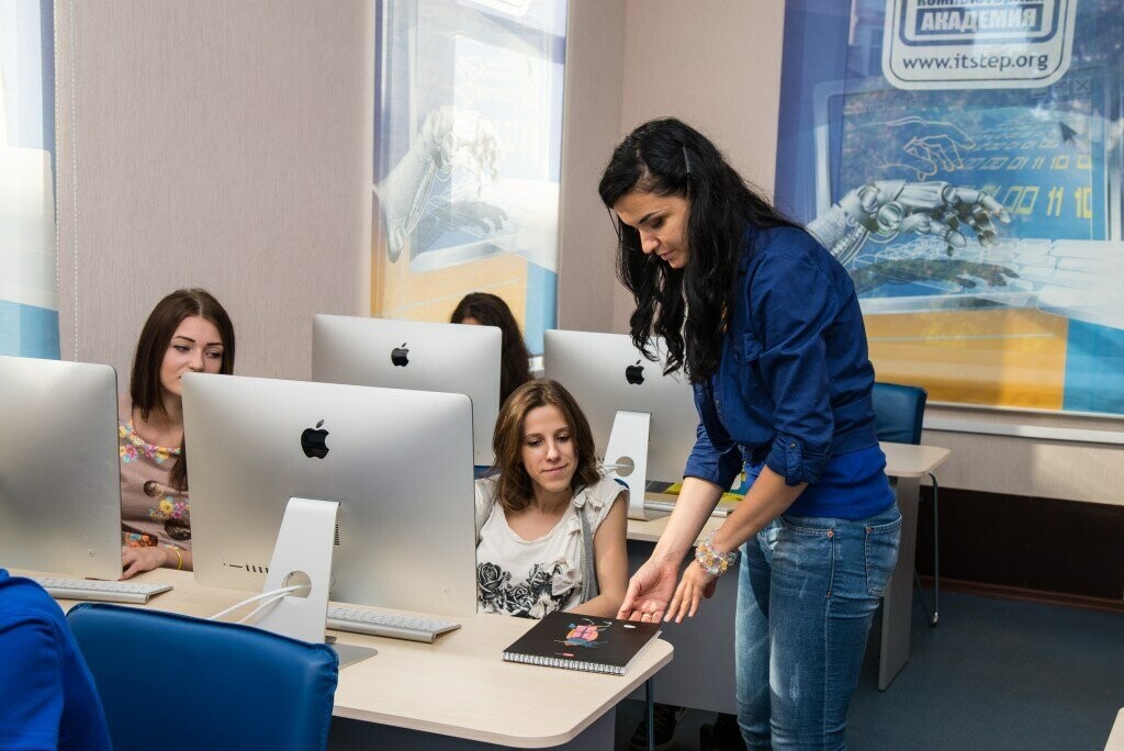 Весенний IT-лагерь YouTube&TikTok фото 1